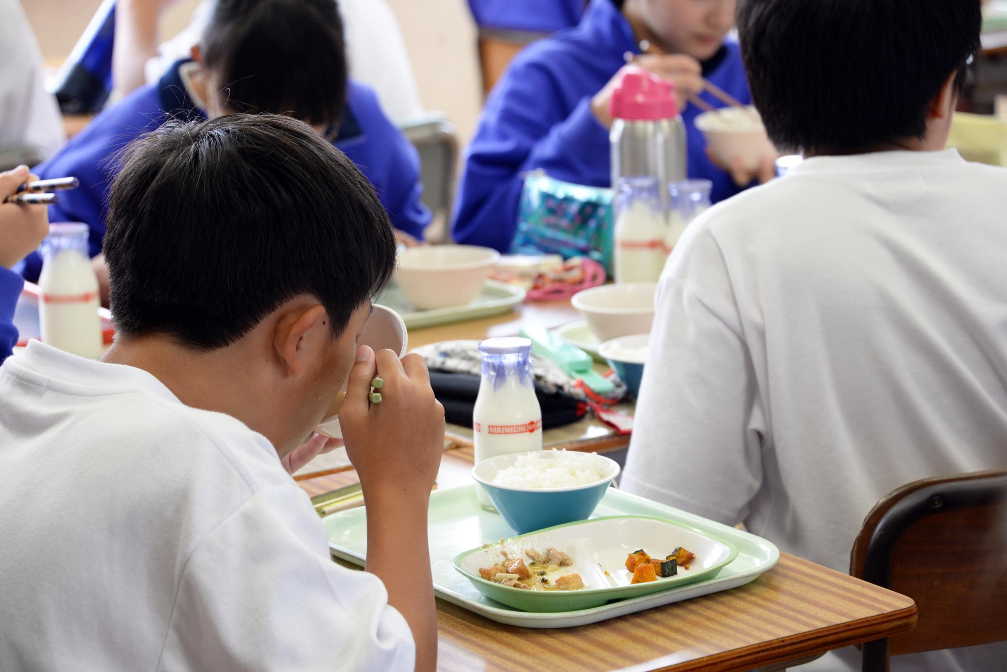 学校給食3
