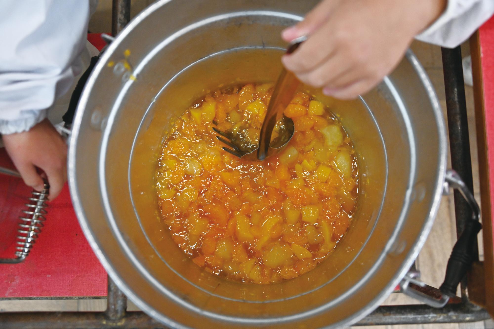 給食準備3