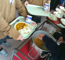 配膳1