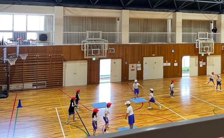 第七小学校体育館