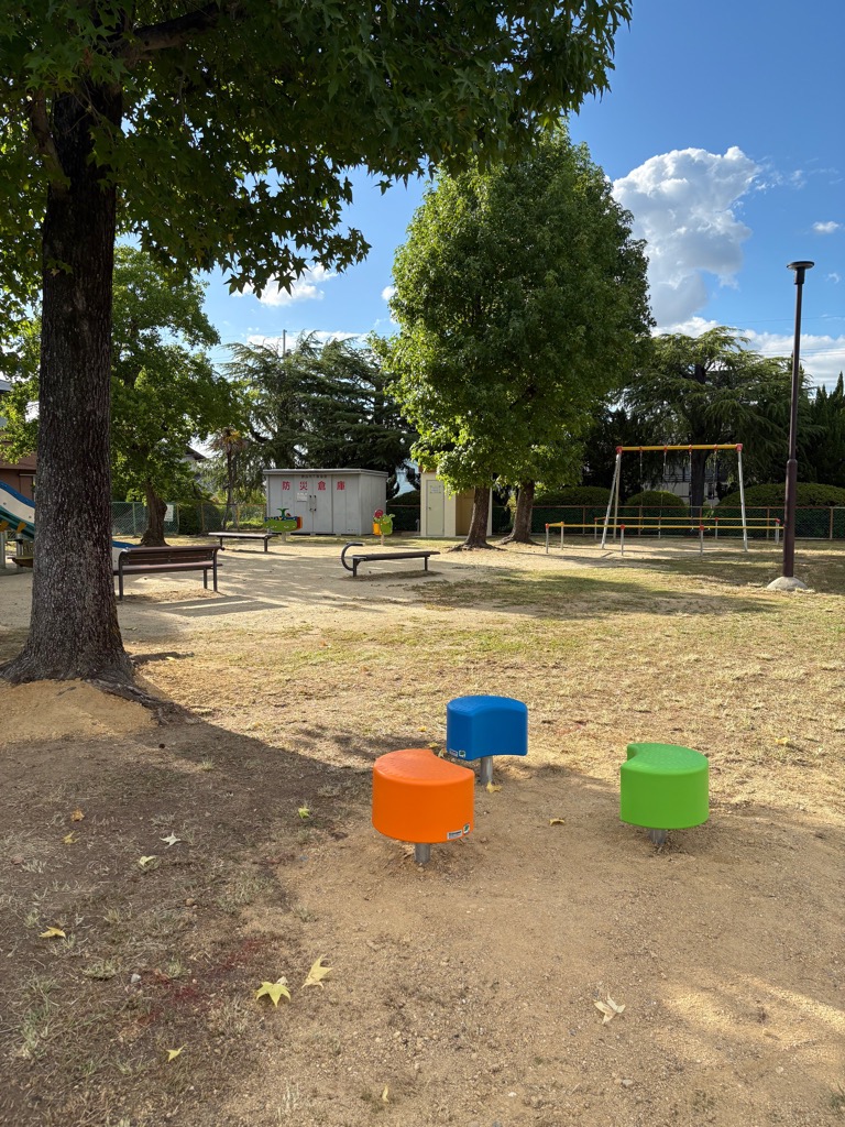 bench001