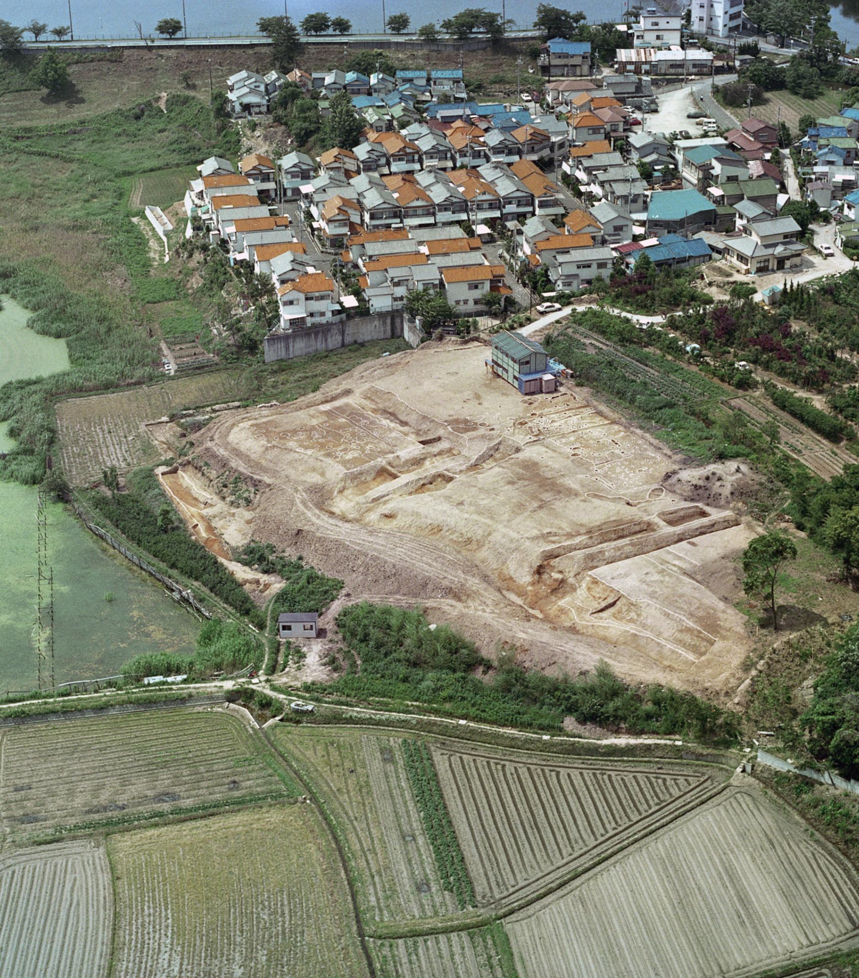 池尻城の発掘調査風景（昭和60年ごろ）