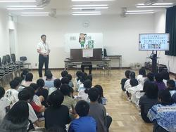 higashi