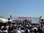 龍神舞台で演奏