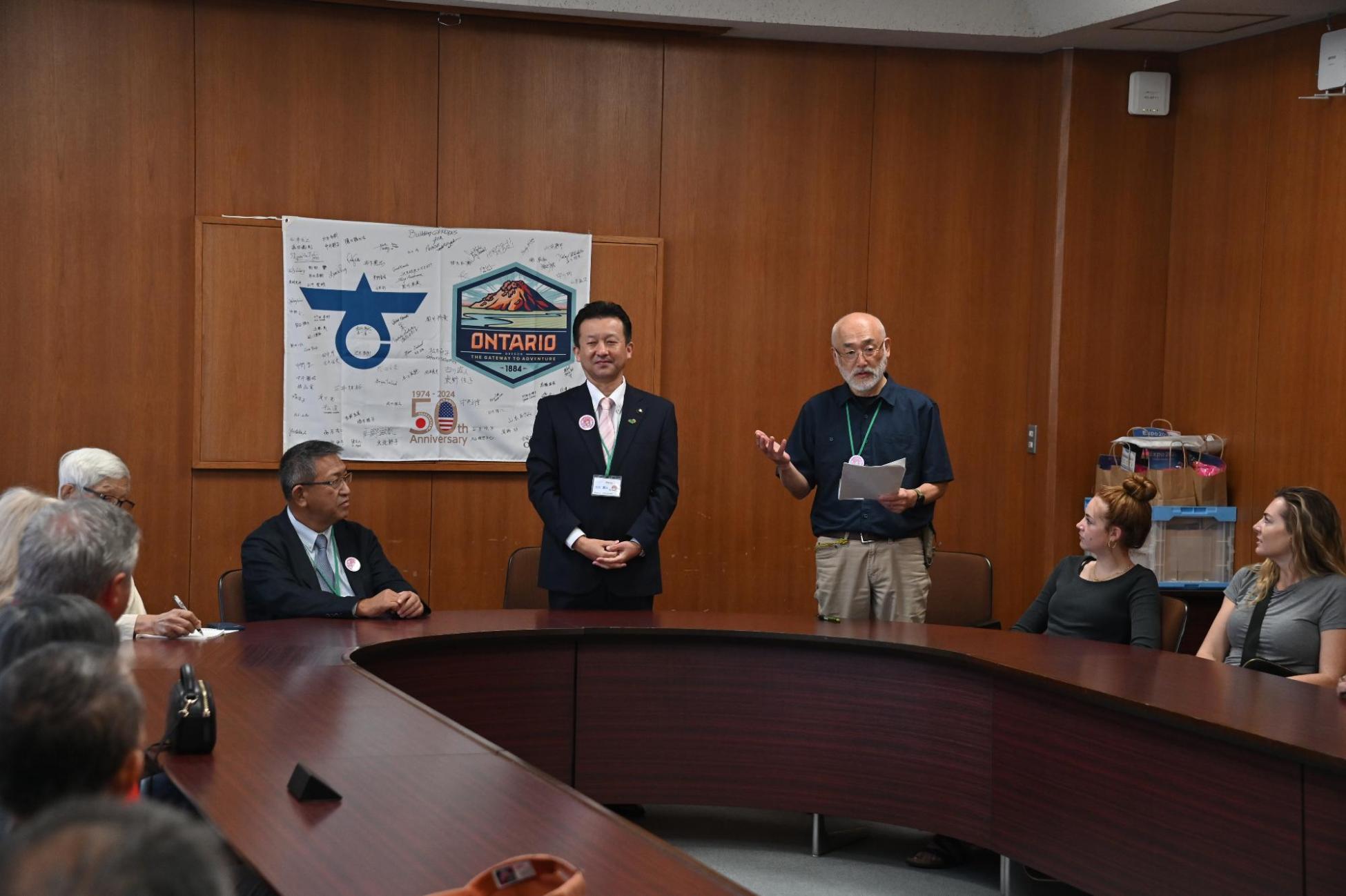 表敬訪問の写真