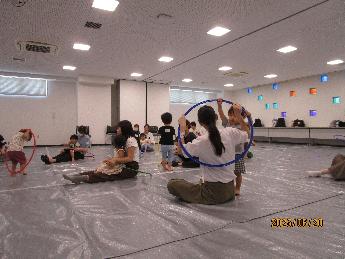 親子でルンルン♪リトミック