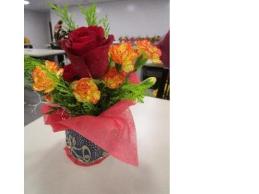 市民協働事業アレンジフラワーを作ろうの写真です