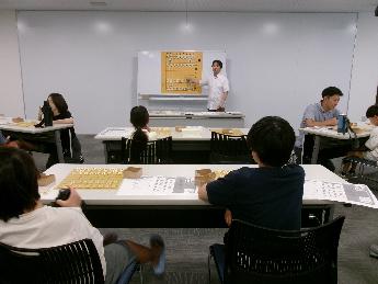 市民協働事業将棋ミニ講座の写真です