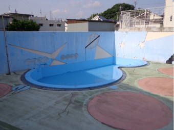 プール