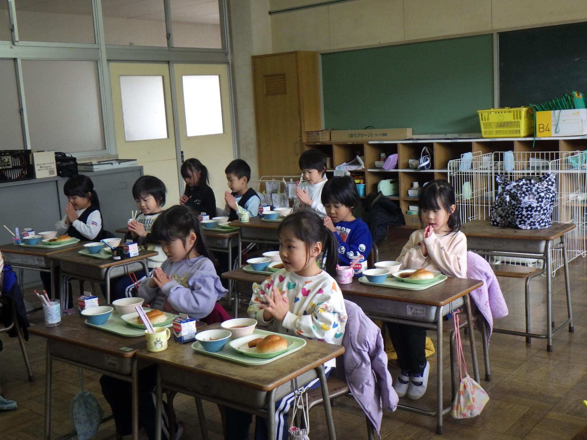 学校給食2